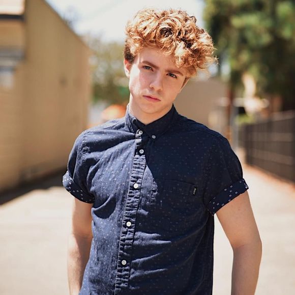 Meet your Posher, Daniel - Picture 1 of 1